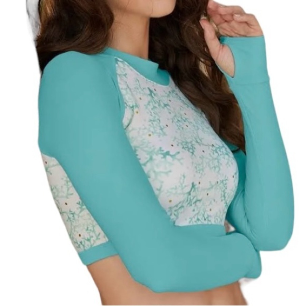 Venus Lagoon Life Women’s Long Sleeve Crop Swim Top. Size 6. New With Tags.
